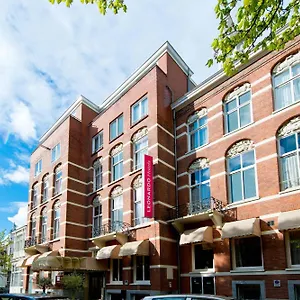 4* Szálloda Leonardo Center